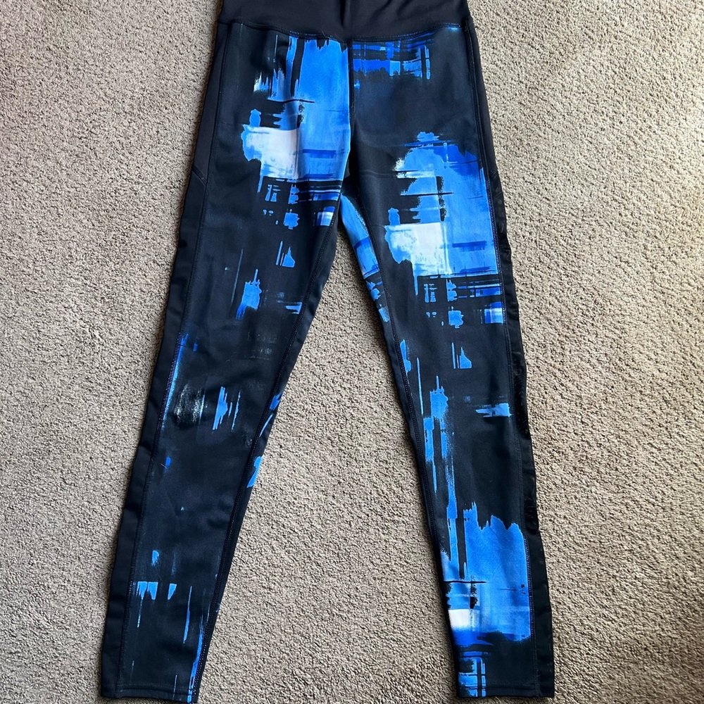 Stylish Blue and Black Leggings